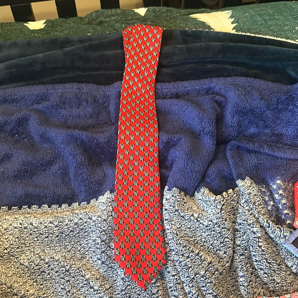 Red Star Wars Tie - NEW! Never worn.